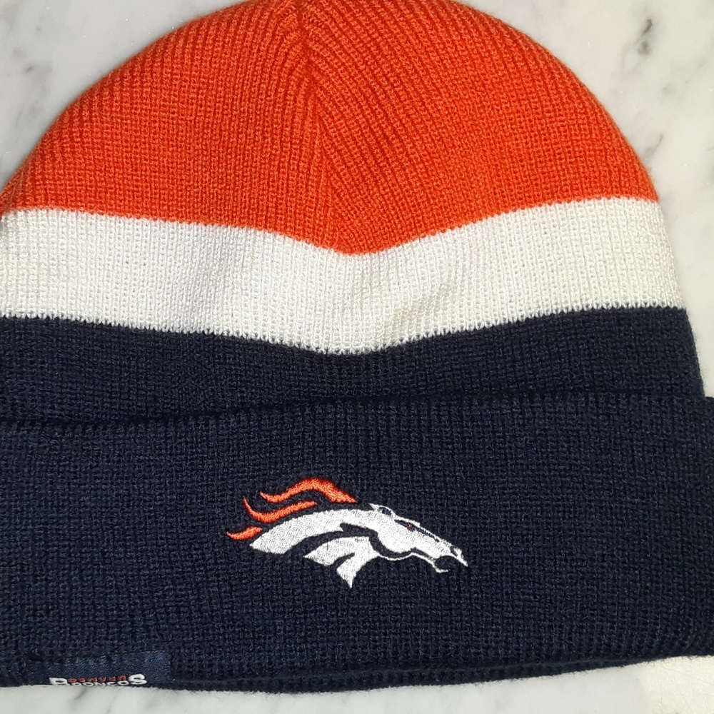 Denver Broncos Ski/Beanie NWOT